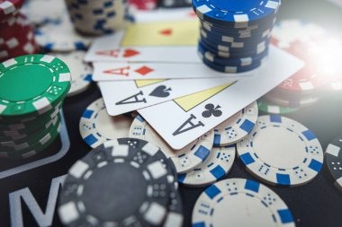 regalbet login live-dealer studio with Dragon Tiger table and HD camera setup